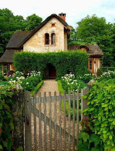 风水知识:时髦家具要慎用