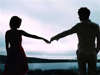 娶了这些女人你就后悔:两类容易红杏出墙的女人八字